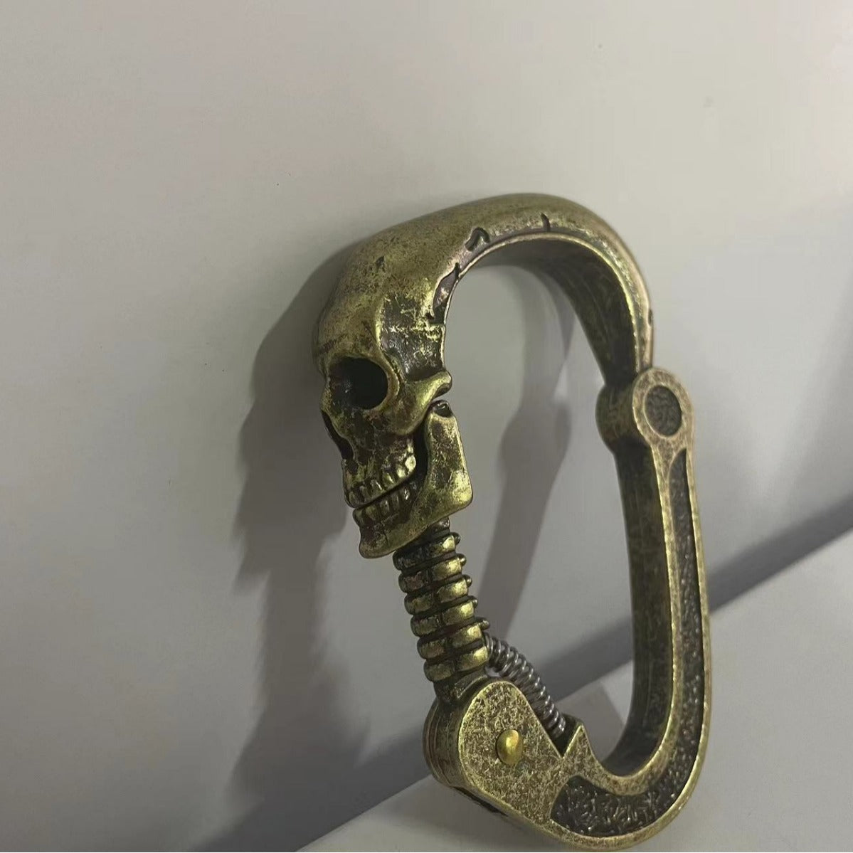 Skull Head Keychain Climbing Button