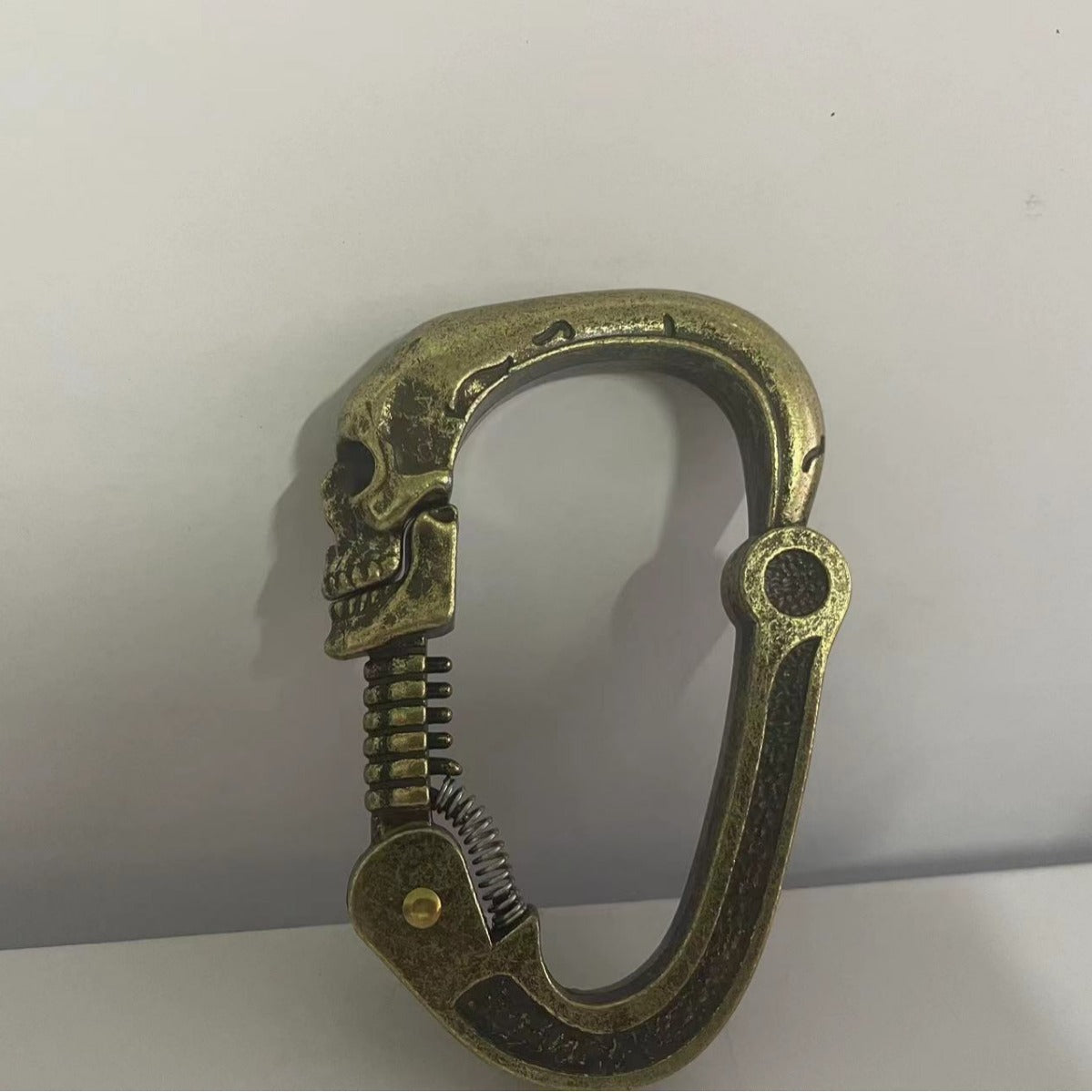 Skull Head Keychain Climbing Button